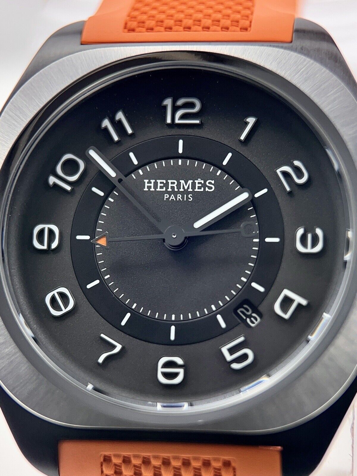 NEW Hermes H08 Mens Automatic W049430WW00 Box And Papers Titanium Watch - Exclusu