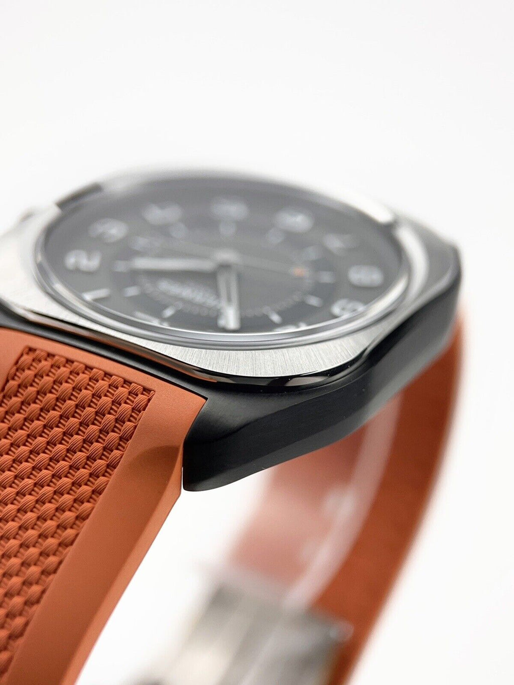 NEW Hermes H08 Mens Automatic W049430WW00 Box And Papers Titanium Watch - Exclusu