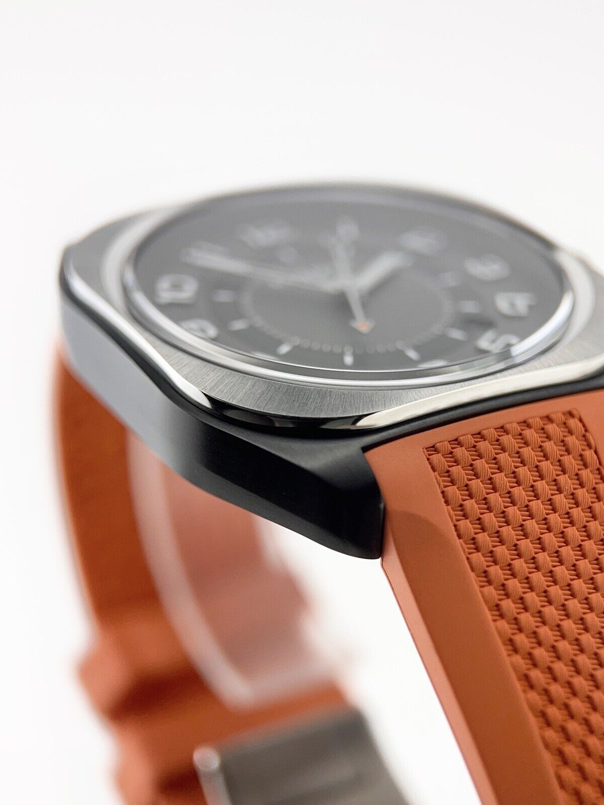 NEW Hermes H08 Mens Automatic W049430WW00 Box And Papers Titanium Watch - Exclusu