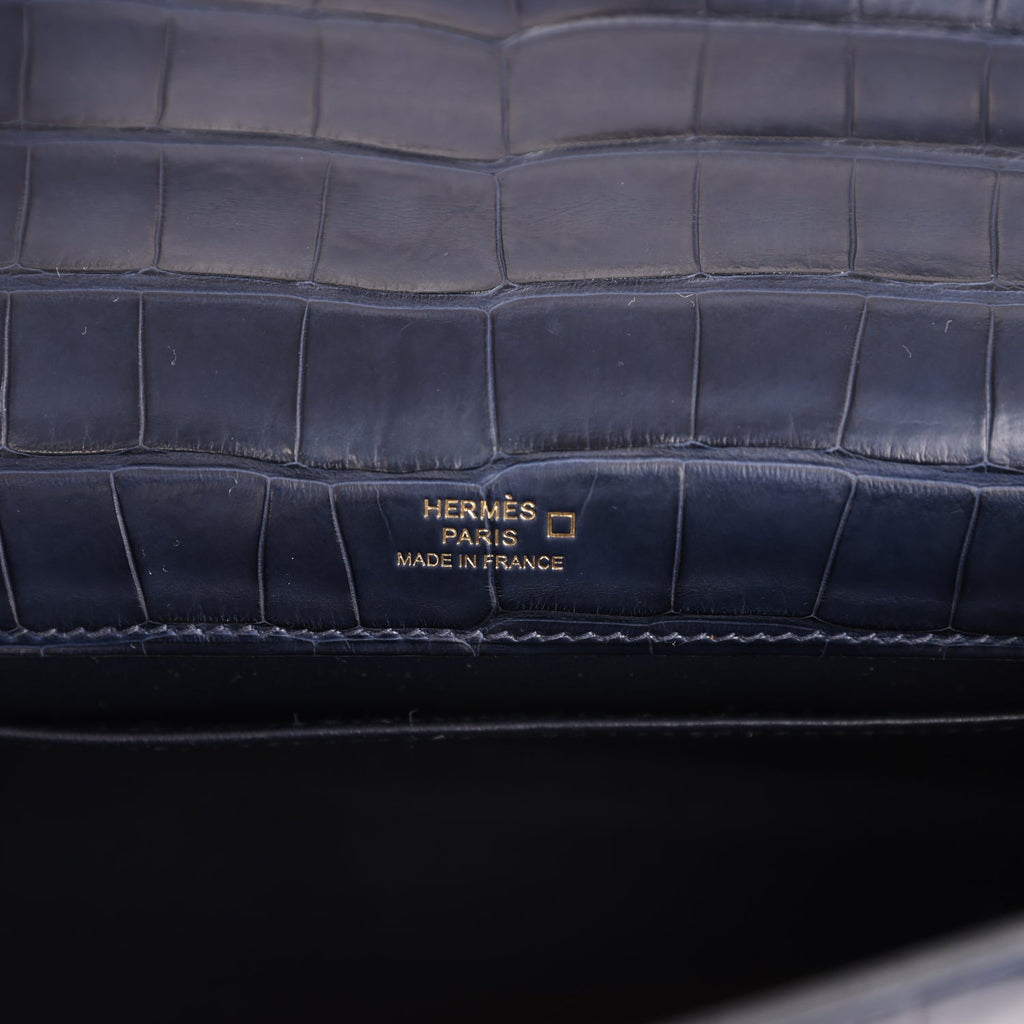 Hermes Kelly Pochette Bleu Indigo Matte Alligator Gold Hardware - Exclusu