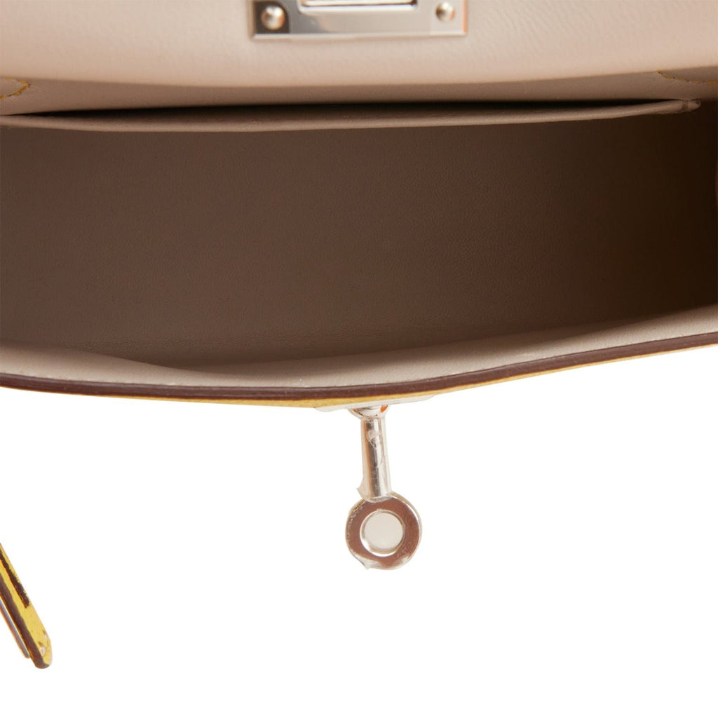 Hermes Kelly Sellier 20 Jaune de Naples Verso Chèvre Palladium Hardware - Exclusu