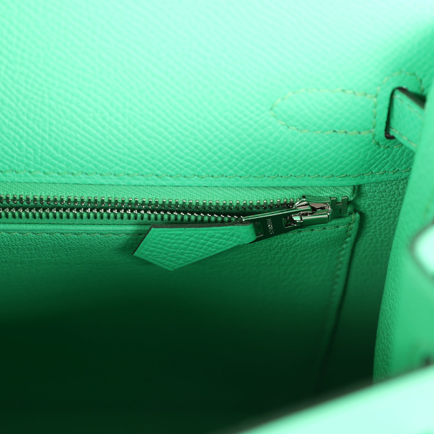 Hermes Kelly Sellier 25 Vert Comics Epsom Palladium Hardware - Exclusu