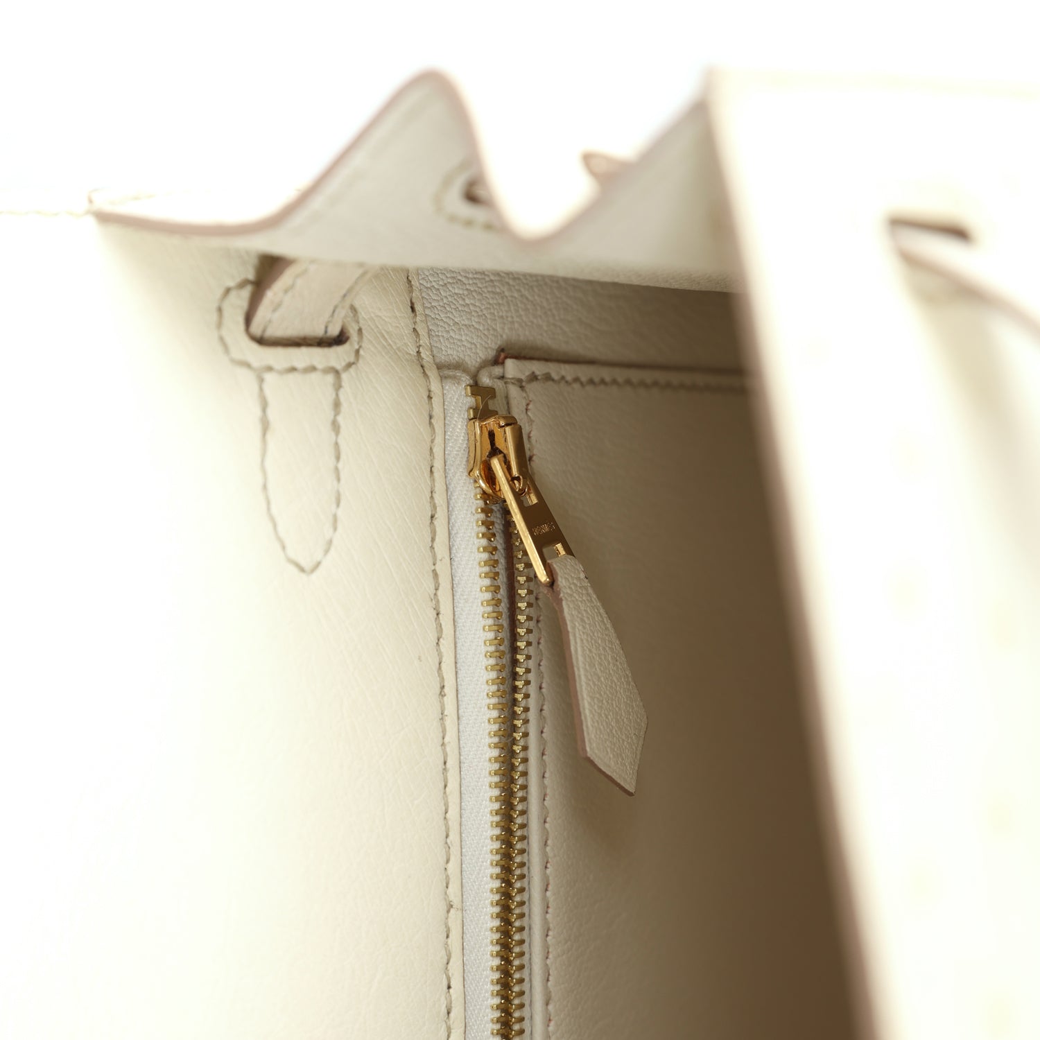 Hermes Special Order (HSS) Kelly Sellier 25 Nata Verso Ostrich Permabrass Hardware - Exclusu