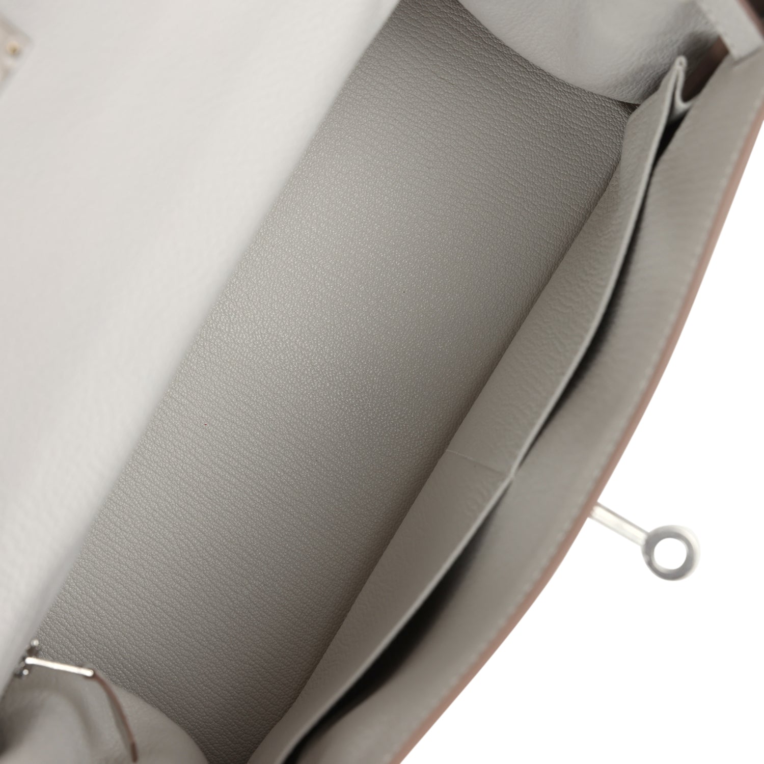 Hermes Kelly Retourne 28 Gris Pale Togo Palladium Hardware - Exclusu