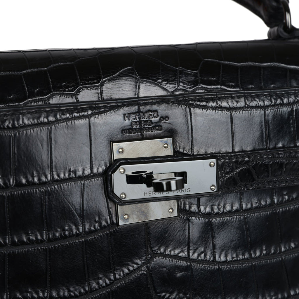 Hermes Kelly Retourne 32 SO Black Matte Niloticus Crocodile Black Hardware - Exclusu