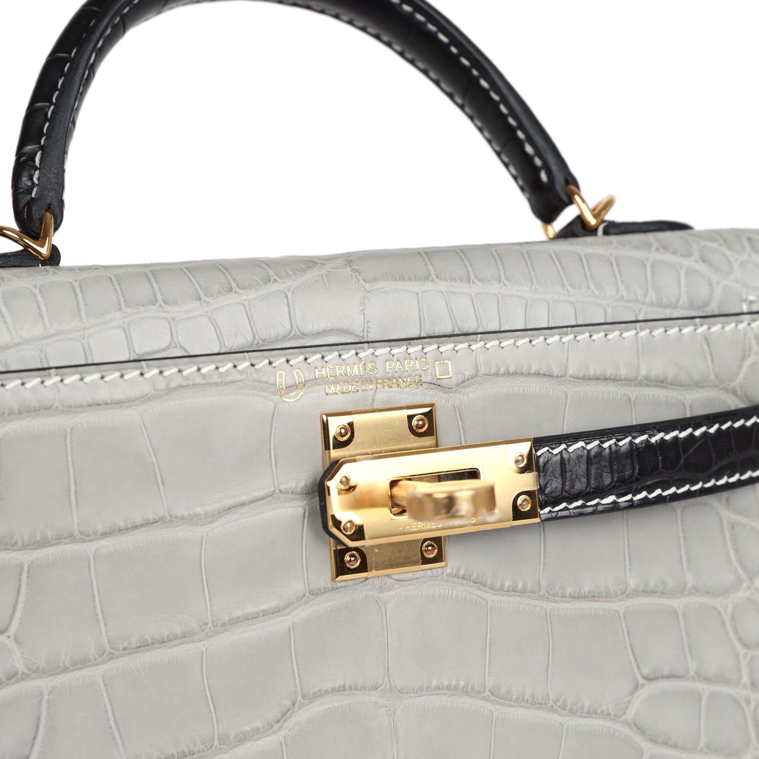 Hermes Special Order (HSS) Kelly Sellier 20 Gris Perle and Black Matte Alligator Gold Hardware - Exclusu