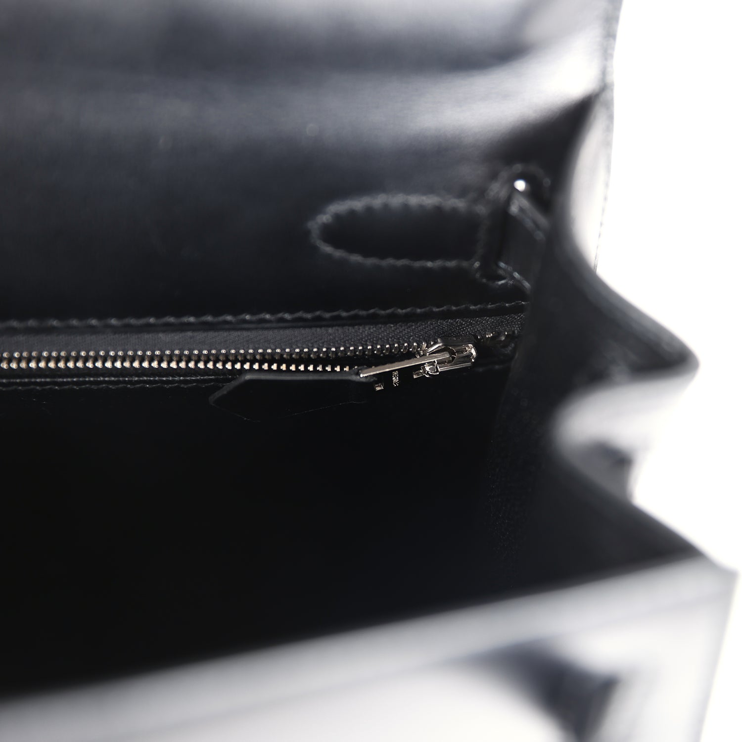 Hermes Kelly Sellier 28 Black Box Palladium Hardware - Exclusu