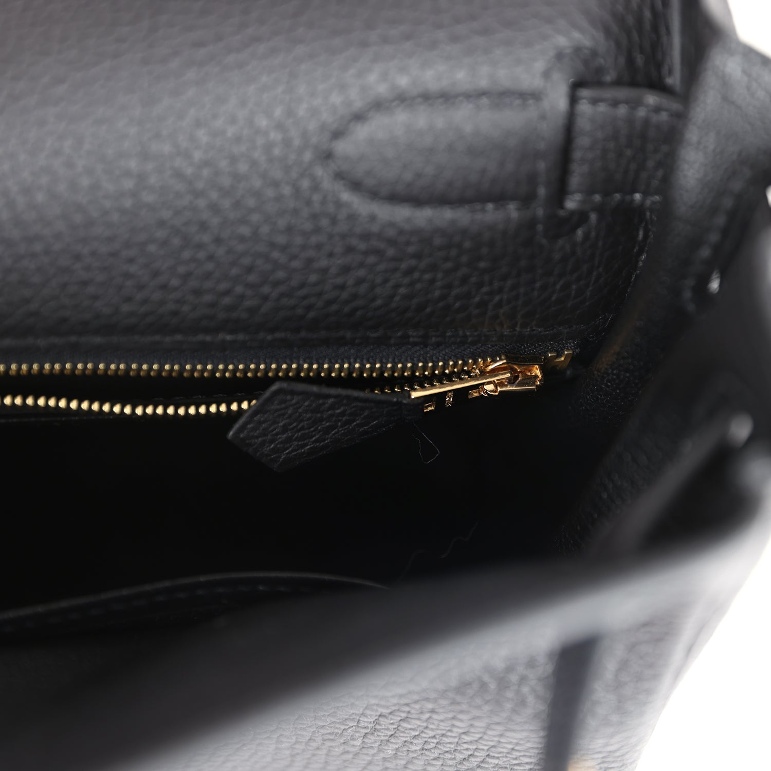 Hermes Kelly Retourne 28 Black Togo Gold Hardware - Exclusu