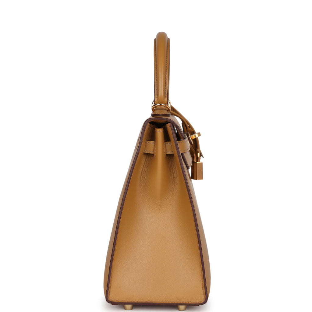 Hermes Kelly Sellier 25 Poussière Tadelakt Gold Hardware - Exclusu