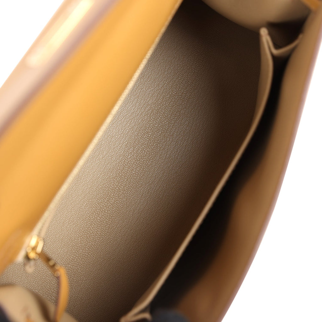 Hermes Kelly Sellier 25 Poussière Tadelakt Gold Hardware - Exclusu