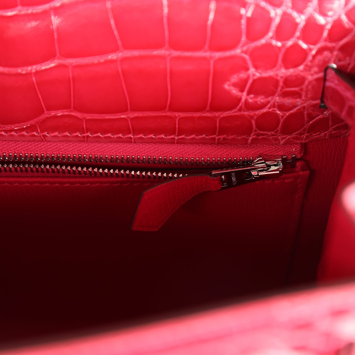 Hermes Kelly Sellier 25 Rose Extreme Shiny Alligator Palladium Hardware - Exclusu