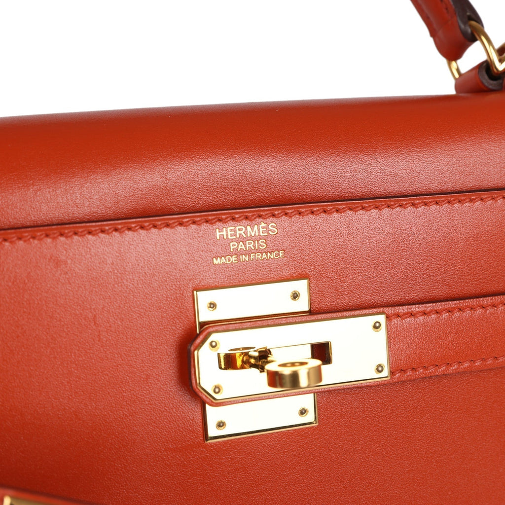 Hermes Kelly Sellier 32 Terre Battue Tadelakt Gold Hardware - Exclusu
