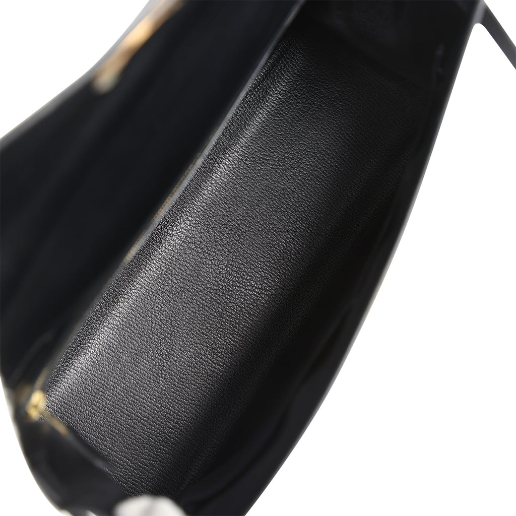 Hermes Kelly Sellier 32 Black Box Gold Hardware - Exclusu