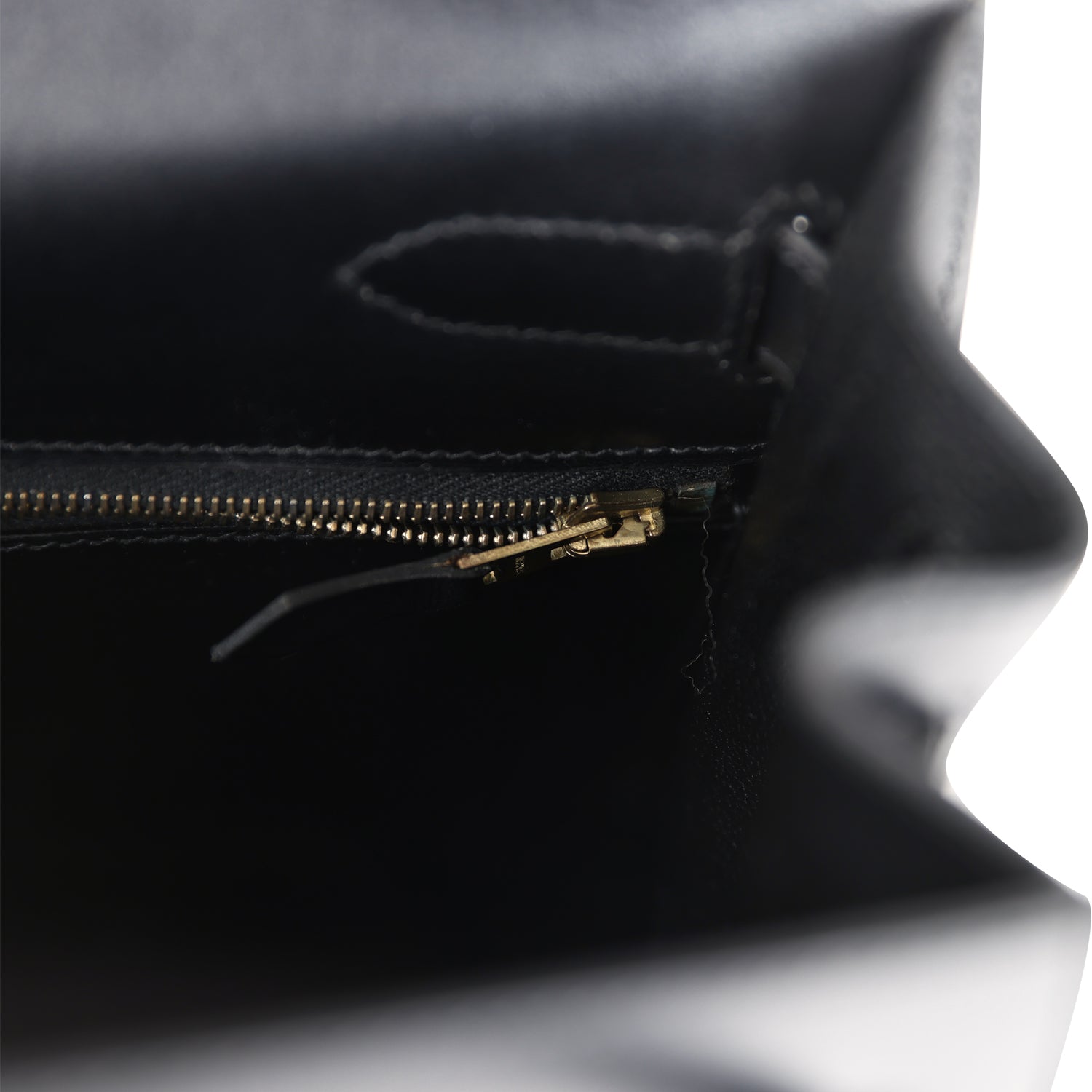 Hermes Kelly Sellier 32 Black Box Gold Hardware - Exclusu