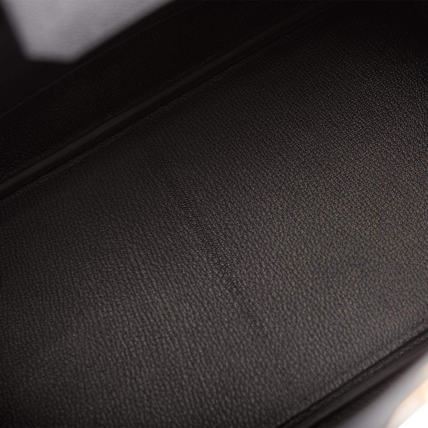 Hermes Birkin 35 Black Epsom Gold Hardware - Exclusu