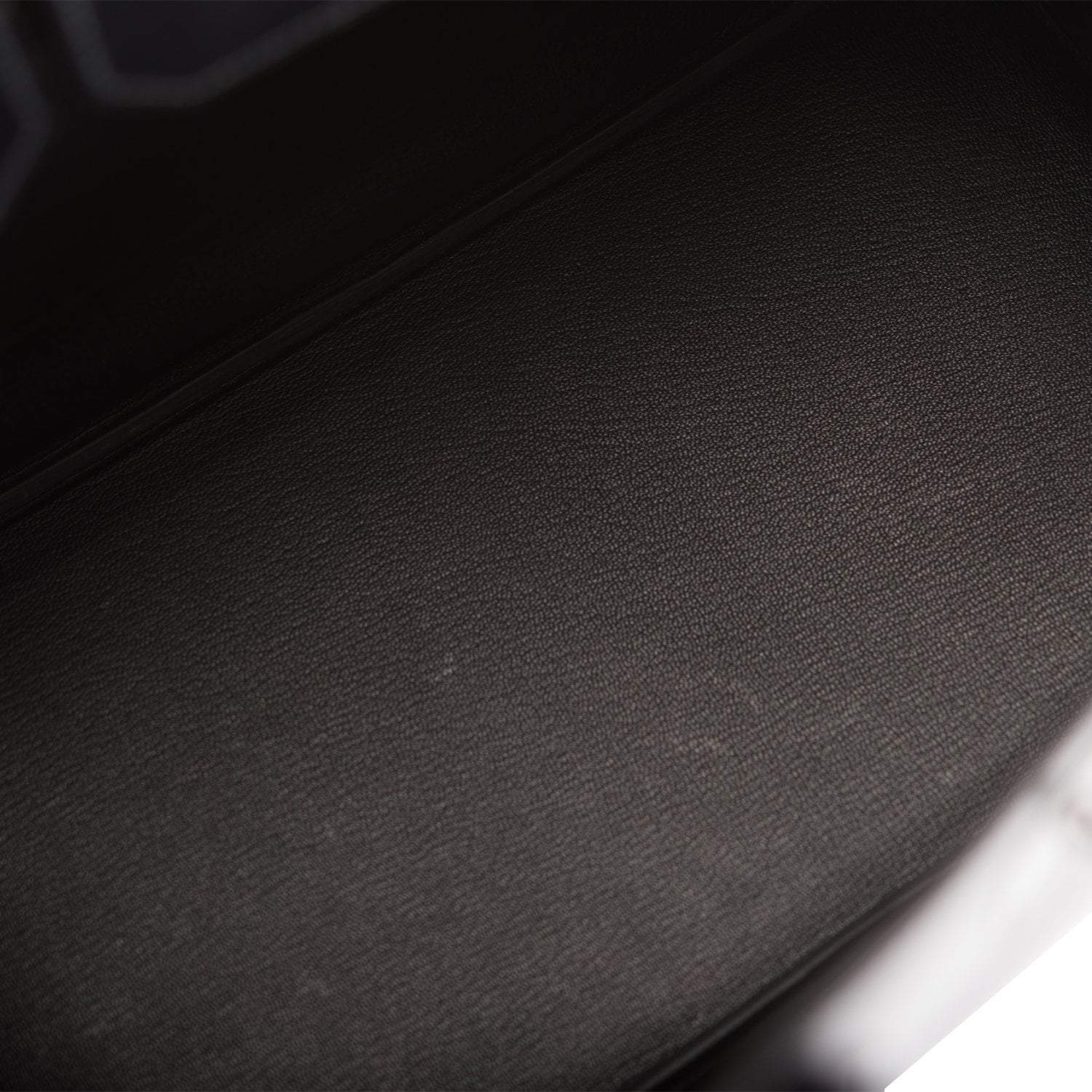 Hermes Birkin 35cm  SO Black Box Black Hardware - Exclusu