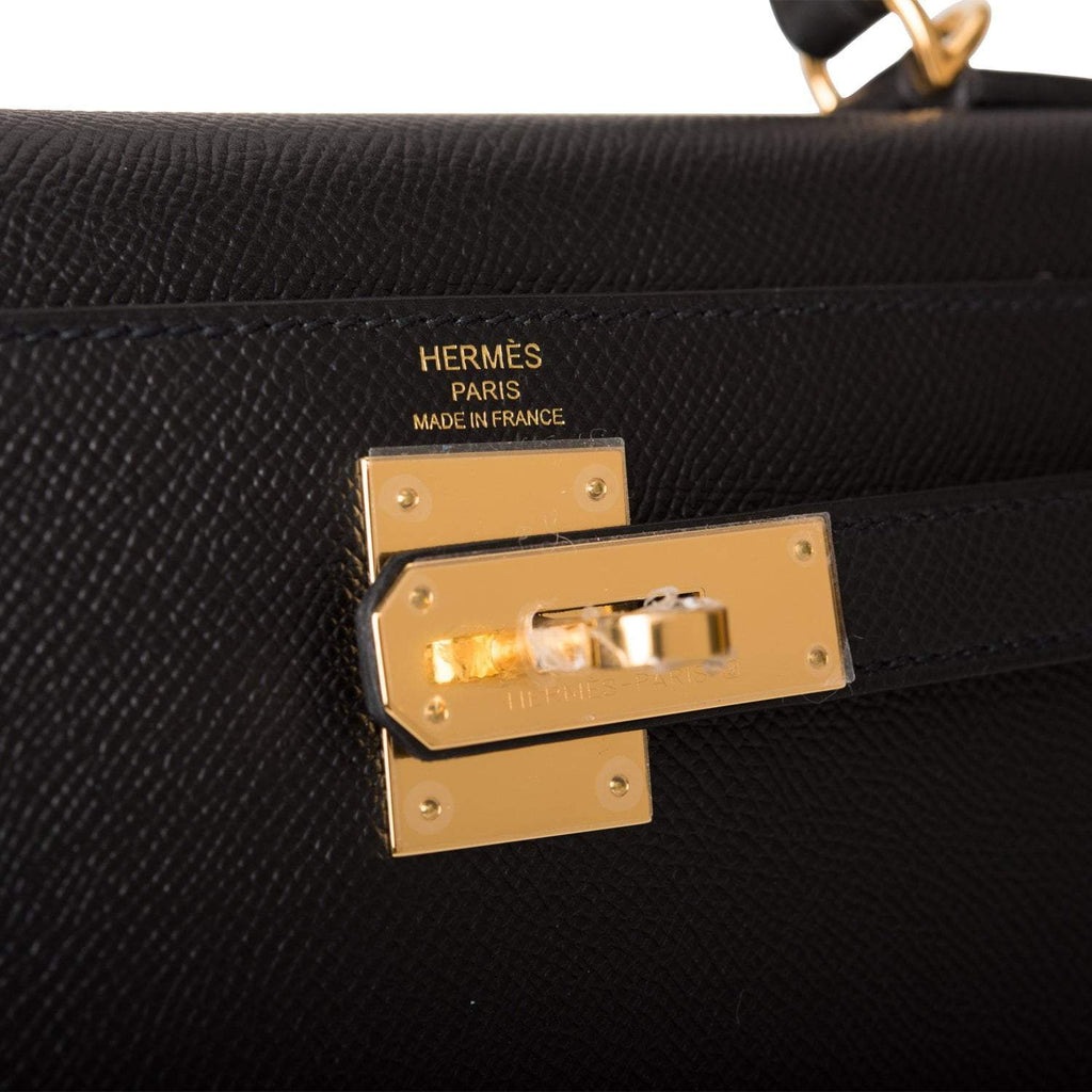 Hermes Black Epsom Sellier Kelly 28cm Gold Hardware - Exclusu