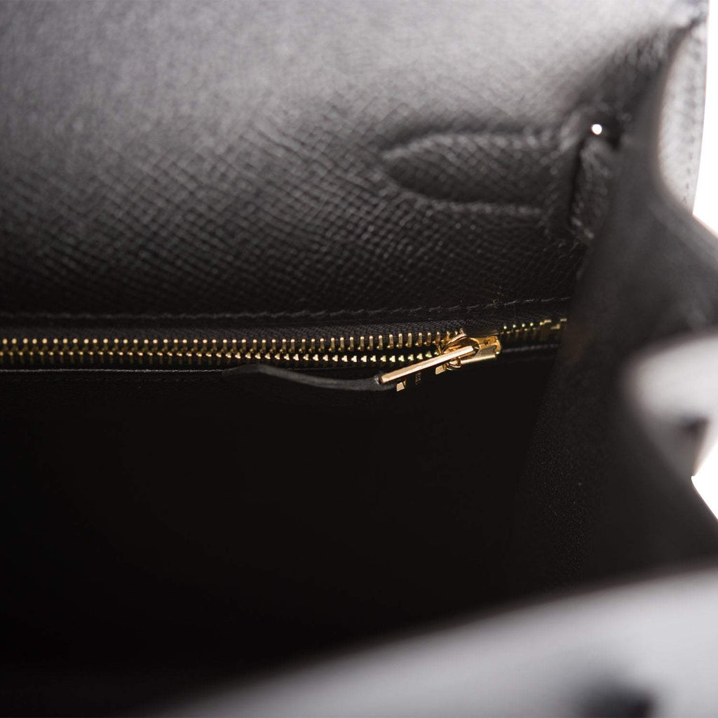Hermes Black Epsom Sellier Kelly 28cm Gold Hardware - Exclusu