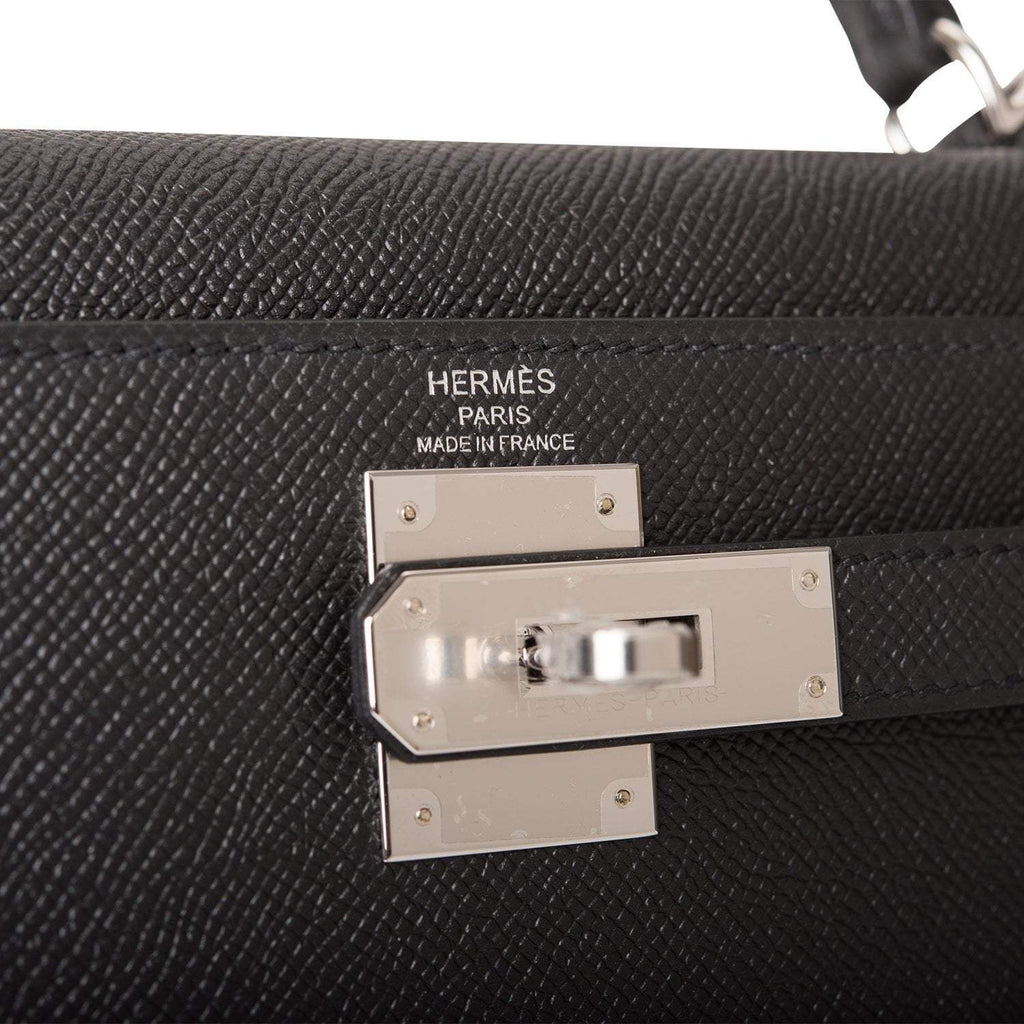 Hermes Black Epsom Sellier Kelly 28cm Palladium Hardware - Exclusu