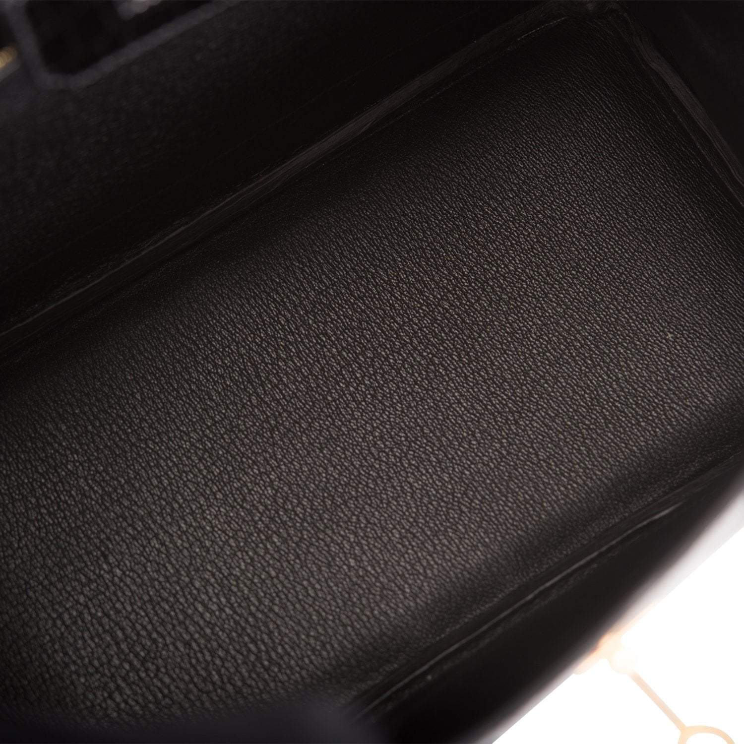 Hermes Black Shiny Niloticus Crocodile Birkin 25cm Gold Hardware - Exclusu