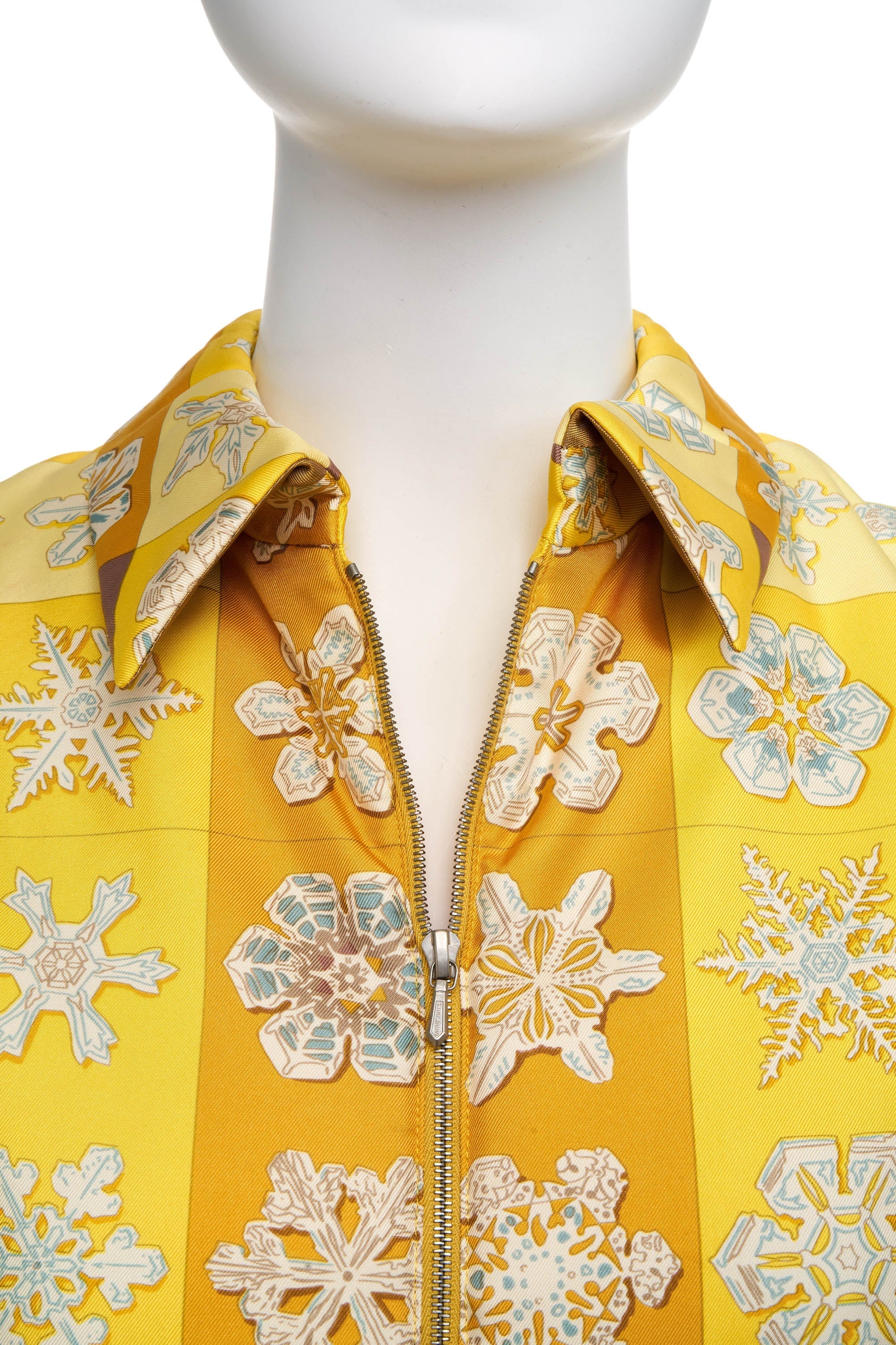 Hermes Margiela Yellow Silk Snowflake Print puffer Vest Size 42 - Exclusu