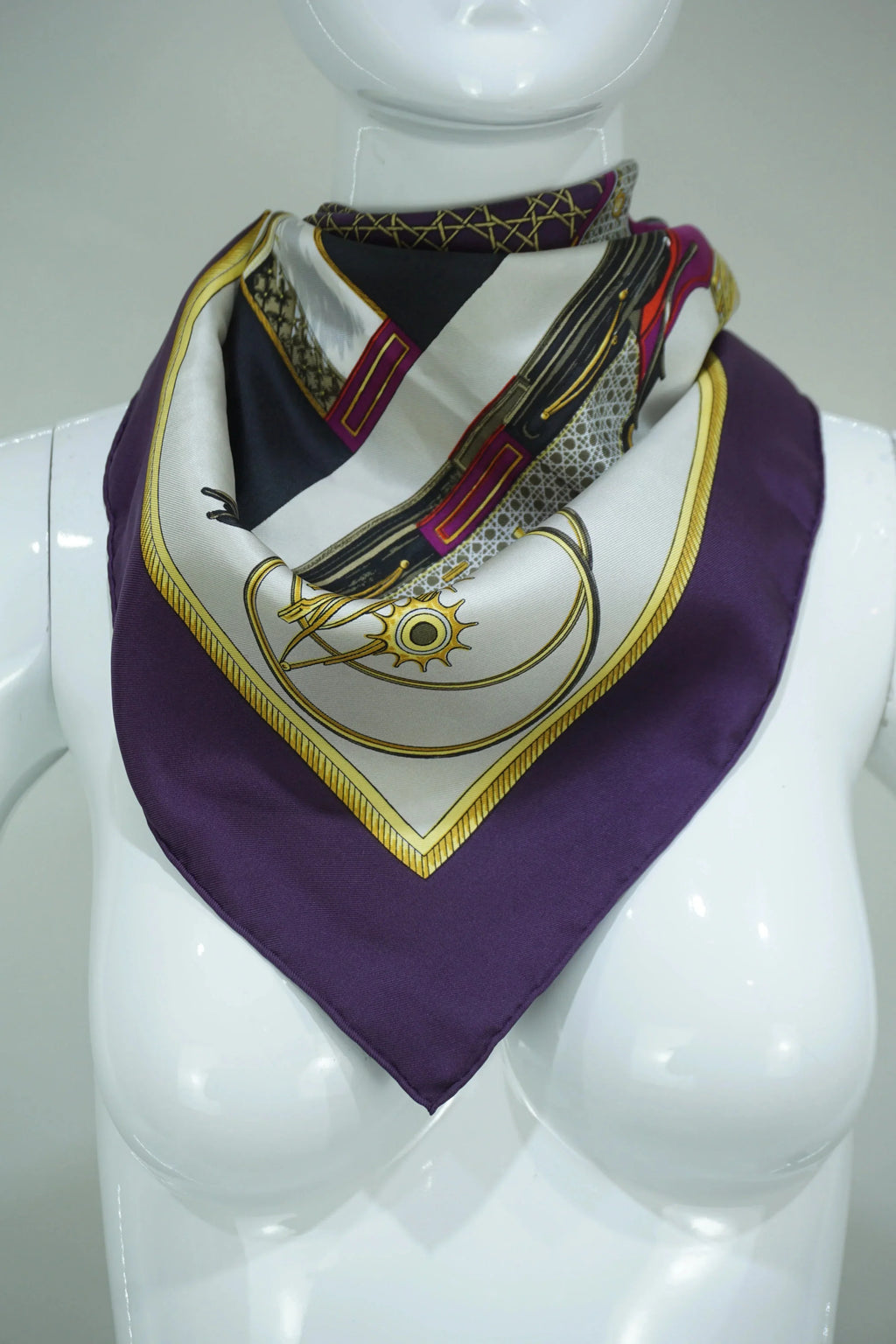 Hermès Le Voitures Transformation Silk Scarf 1970's 90cm - Exclusu