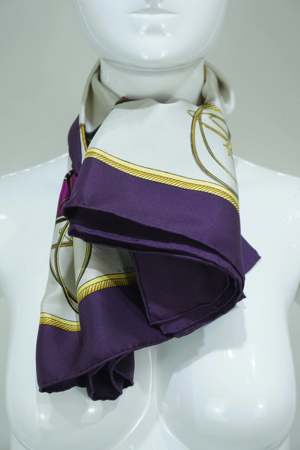 Hermès Le Voitures Transformation Silk Scarf 1970's 90cm - Exclusu