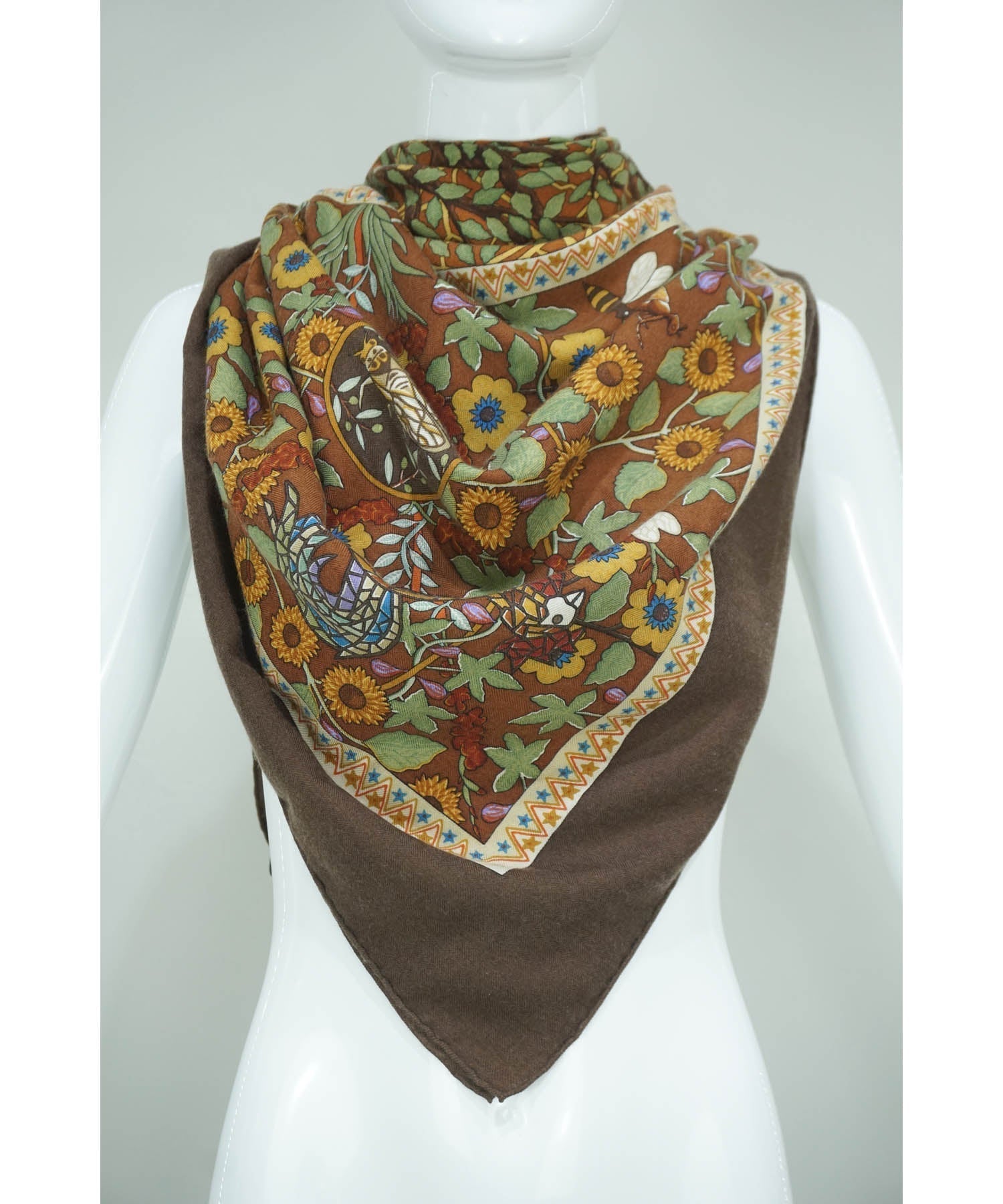 Hermès Silk Cashmere Shawl 'Axis Mundi' Size 140 cm - Exclusu